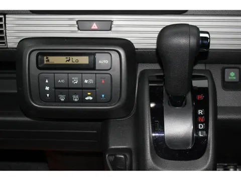Honda N-VAN Plus Style
