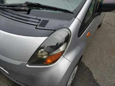 Mitsubishi I