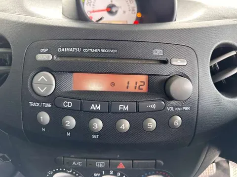 Daihatsu Esse