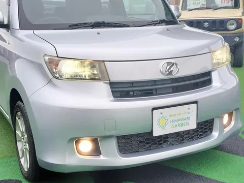 Toyota bB