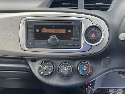 Toyota Yaris (Vitz)