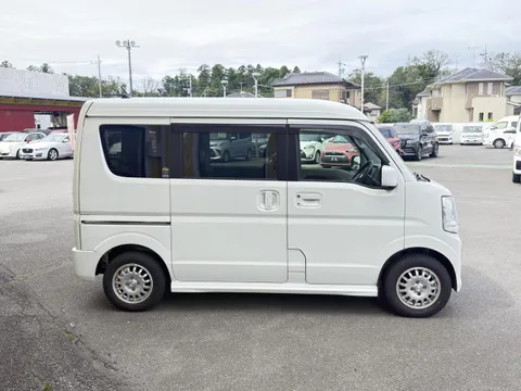 Nissan Clipper Rio