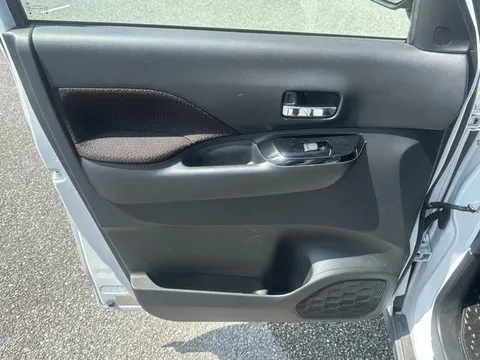 Mitsubishi eK X Space
