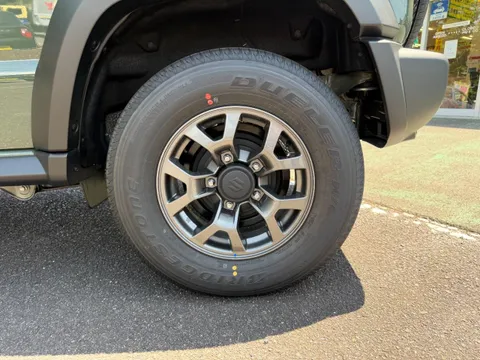 Suzuki Jimny Nomade