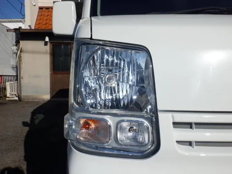 Mitsubishi Minicab Van