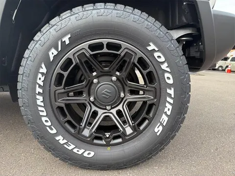 Suzuki Jimny Sierra