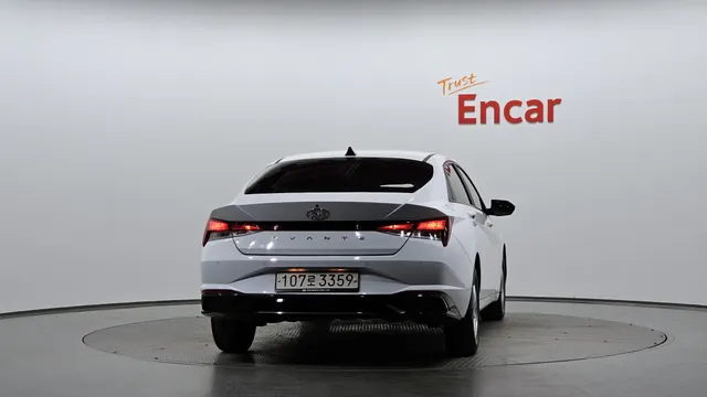 Hyundai Elantra (Avante)