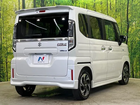 Suzuki Spacia Custom