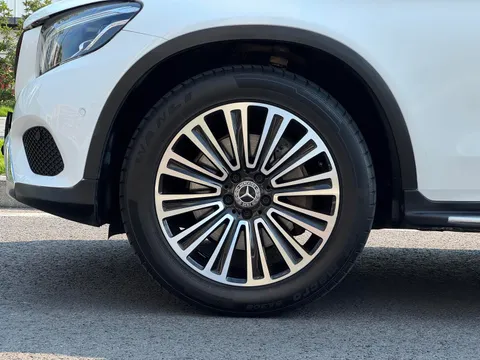 Mercedes-Benz Mercedes-Benz GLC