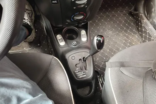 BYD F0
