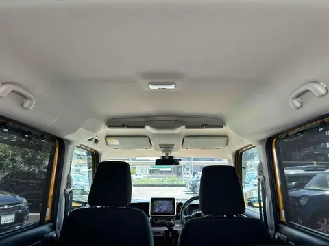Suzuki Spacia Gear