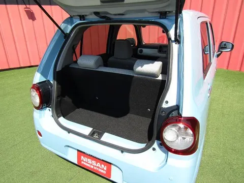 Daihatsu Mira Tocot