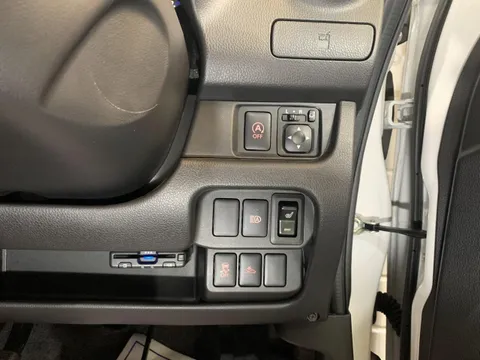 Mitsubishi eK Custom