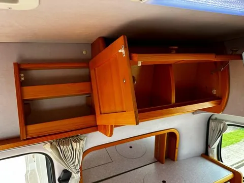 Toyota TownAce Van