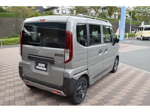 Suzuki Spacia Gear