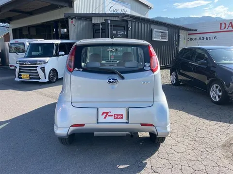 Subaru R2