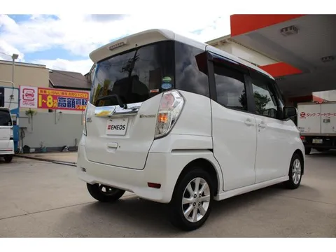 Mitsubishi eK Space Custom