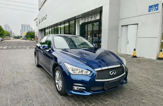 Infiniti Q50L