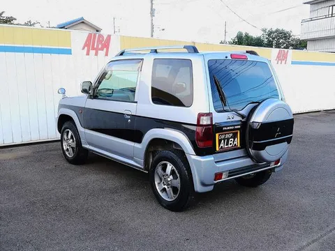 Mitsubishi Pajero Mini