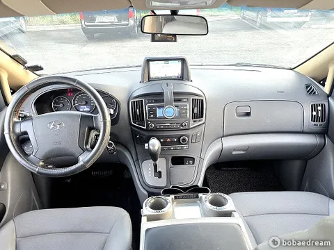 Hyundai Grand Starex