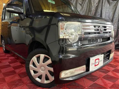 Toyota Pixis Space