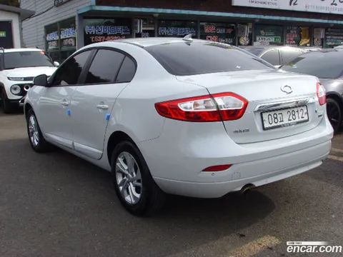 Renault SM3