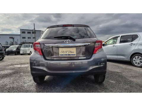 Toyota Yaris (Vitz)