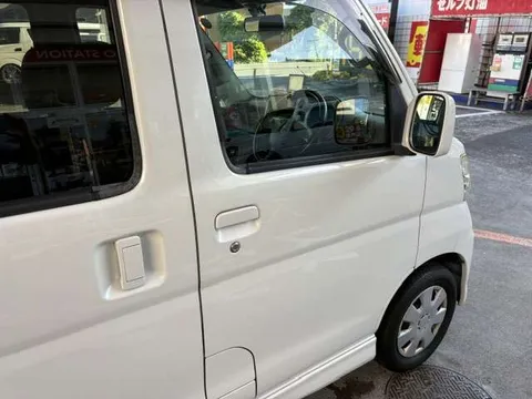 Daihatsu Atrai Wagon