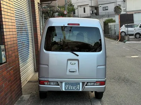 Daihatsu Hijet Cargo