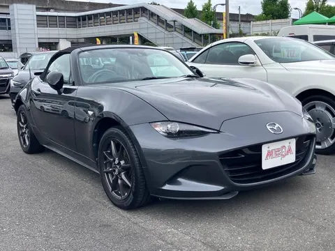Mazda MX-5 (Roadster)