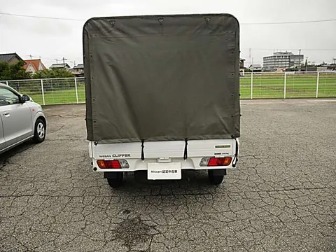 Nissan Clipper Truck
