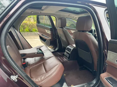 Jaguar XFL