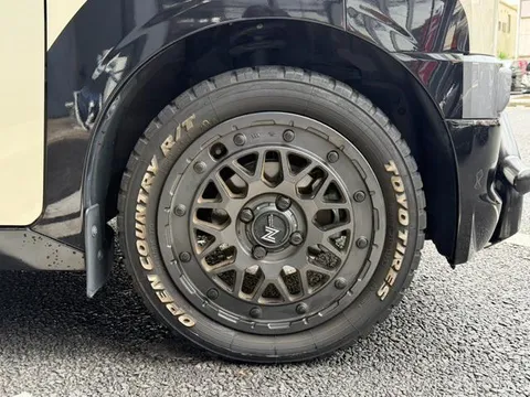 Mitsubishi Delica Mini
