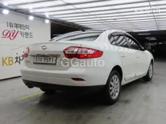 Renault SM3