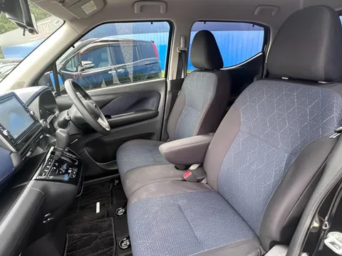 Mitsubishi eK X