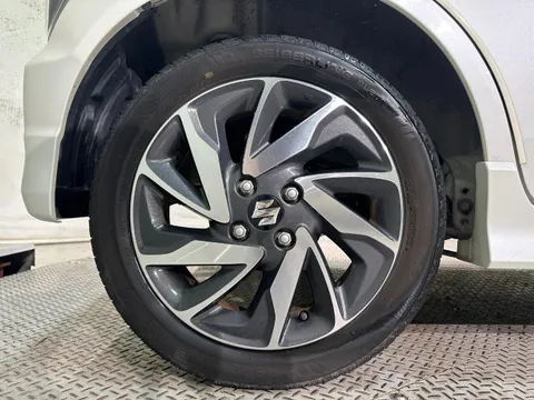 Suzuki Wagon R Stingray