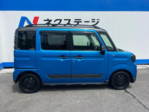 Suzuki Spacia Gear