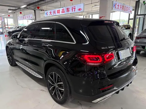 Mercedes-Benz Mercedes-Benz GLC