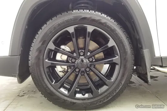 Jeep Grand Commander