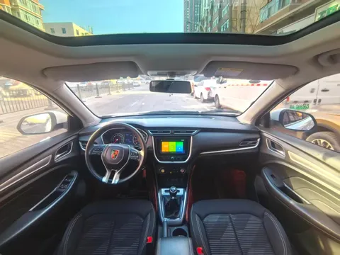 Roewe RX3