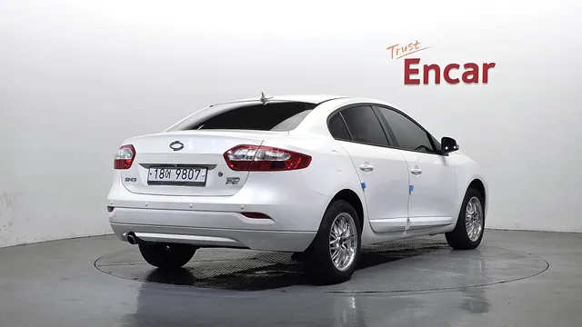 Renault SM3