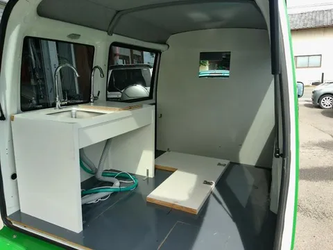 Mitsubishi Minicab Van