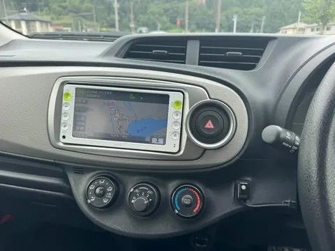 Toyota Yaris (Vitz)