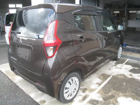 Mitsubishi eK Wagon