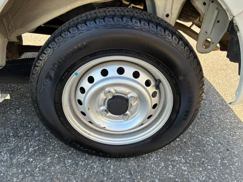 Mitsubishi Minicab Van