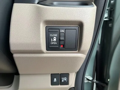 Honda N-BOX Joy