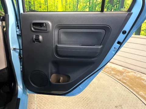 Daihatsu Mira Tocot
