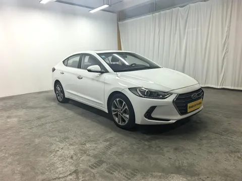 Hyundai Elantra (Avante)