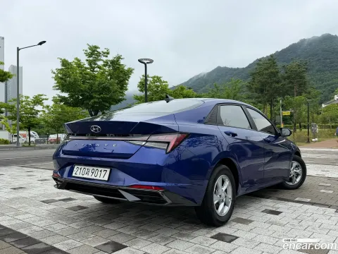Hyundai Elantra (Avante)