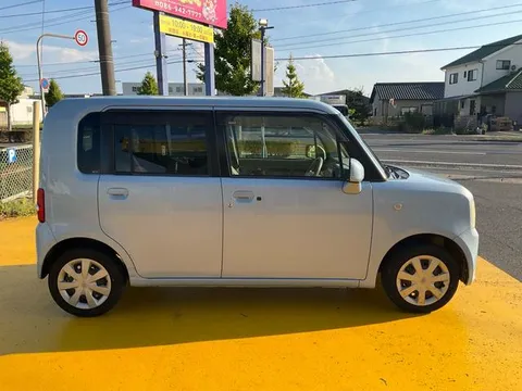 Toyota Pixis Space